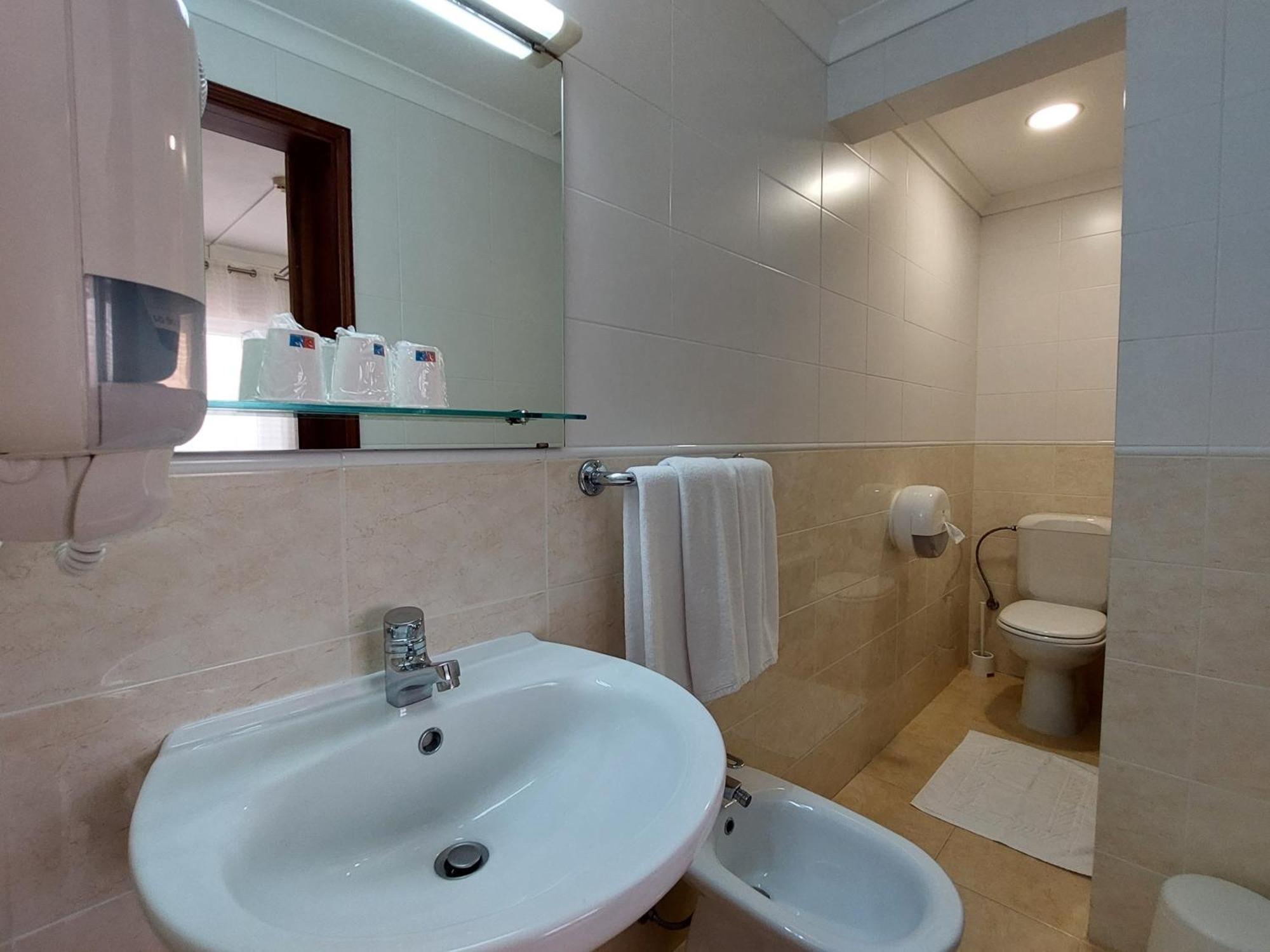 Hotel Santiago Ílhavo Pokoj fotografie